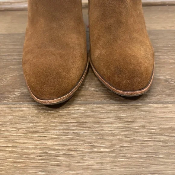 Dolce Vita Helms Mule Rustic Suede Booties, Stacked Block Heel Almond Toe Sz 9 - Picture 3 of 8